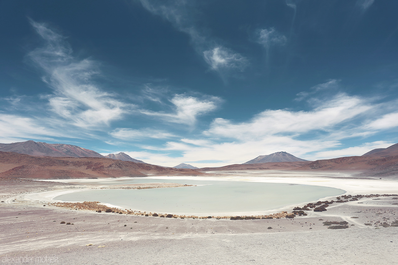Laguna Honda Foto von Große weiße Lagune in der Salzwüste Salar de Uyuni