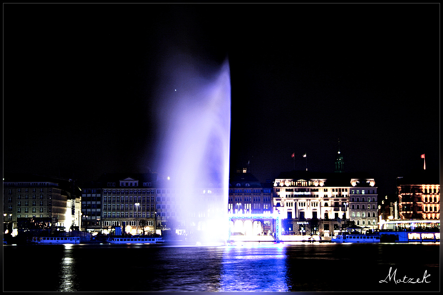 Foto von Blue Goal Alster Hamburg Wahrzeichen