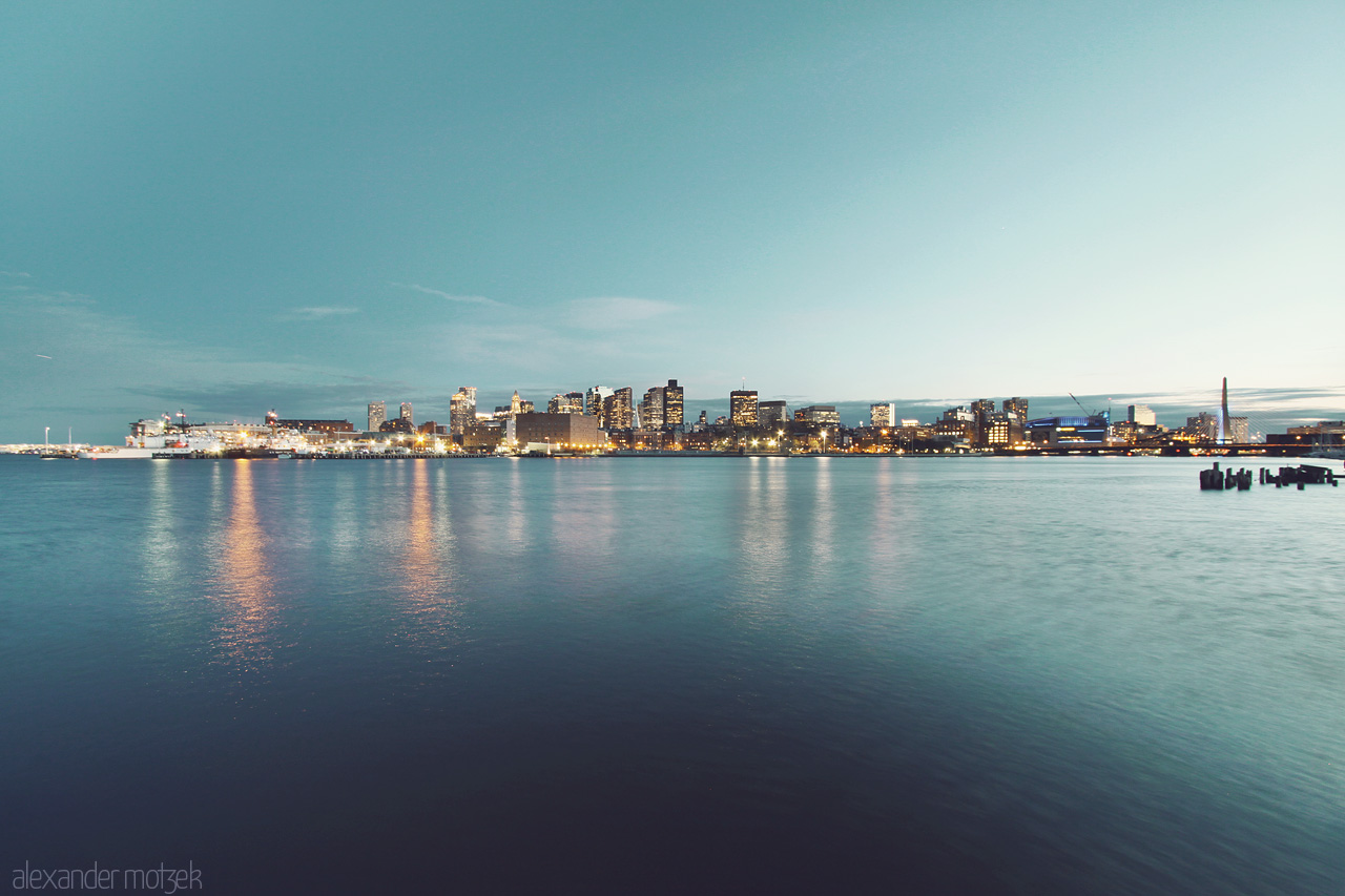 Foto von Skyline von Boston bei Nacht